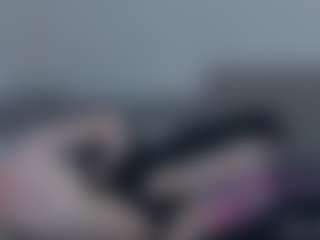 Live cam show with Mozelle - Hairy Armpits on madthumbs