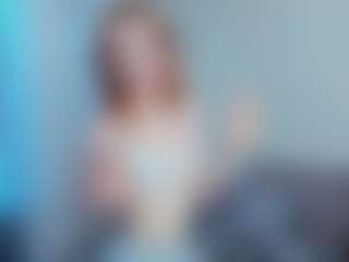 Live cam show with Mozelle - Cosplay on Streamer API