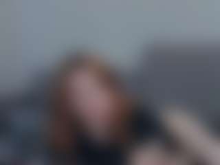 Live cam show with Mozelle - Bitch on slutload