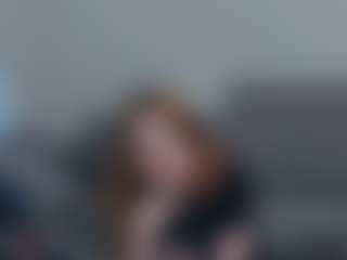 Live cam show with Mozelle - Abs on Mixed Magazine Live