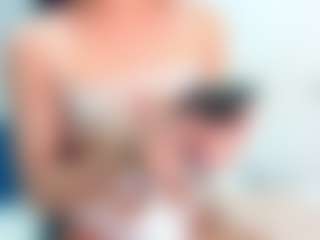 Live cam show with Sthefanyx1 - Big Cock on AdultVida.com