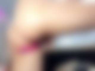 ALICIATARLY's Live Sex Cam Show
