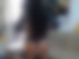 Live cam show with Amaia-T - Domination on Hubzter Live