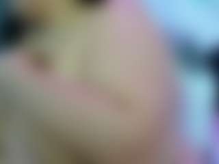 Live cam show with Ava-ryd - Nipple Piercings on StripNow