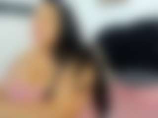 Live cam show with Ava-ryd - Public Mature on Lustler