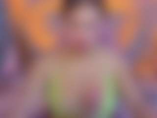 Clhoe-B's Live Sex Cam Show