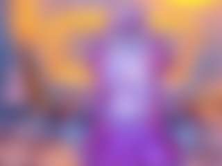 Clhoe-B's Live Sex Cam Show