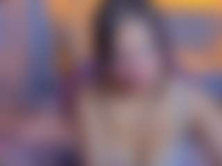 CLHOEBOOBS's Live Sex Cam Show