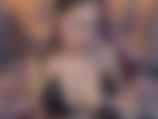Live cam show with CLHOEBOOBS - Facial Piercings on thefappeningchat.com