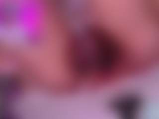 GigiBelli's Live Sex Cam Show