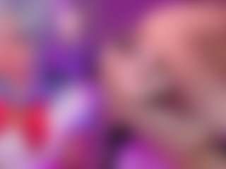 GigiBelli's Live Sex Cam Show