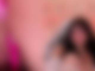 GigiBelli's Live Sex Cam Show