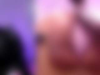 GigiBelli's Live Sex Cam Show