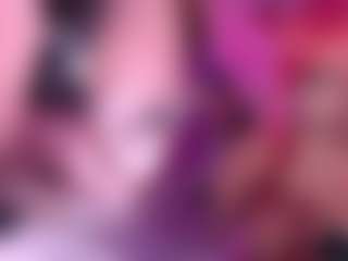 Live cam show with GigiBelli - Pornstar Dildo on Mixed Magazine Live