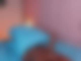 Live cam show with Hillary-Collins - Normal on Camsoda.co