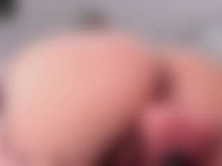 Live cam show with Hillary-Collins - Cum In Pussy on EXY