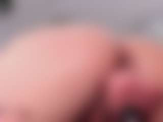 Live cam show with Hillary-Collins - Normal on live18s.com