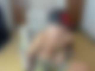 Live cam show with Juan-Mhata - Brown Eyes on Camsoda