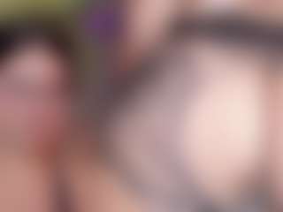 Live cam show with Lilith - Ride Torso on googirlz