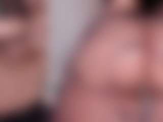 Live cam show with Lilith - Fuck Machine on Camsoda
