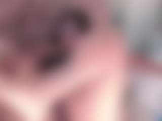 Live cam show with Lilith - Ride Torso on Camsoda