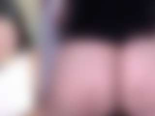 Live cam show with Lilith - Fuck Machine on Camsoda