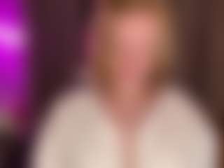 Live cam show with MarceneMorici - Blonde Hair MILF on Mixed Magazine Live