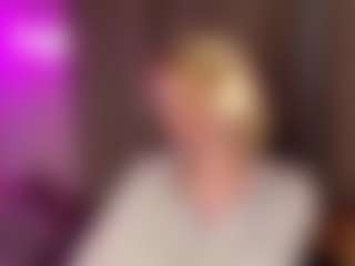 Live cam show with MarceneMorici - Blonde Hair Amateur on Chatstar
