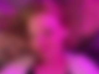 Live cam show with MarceneMorici - Blue Eyes on Mixed Magazine Live