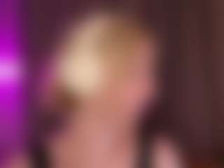 Live cam show with MarceneMorici - College on Soda Cam