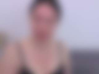 MiaSeductive's Live Sex Cam Show