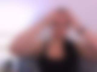 MiaSeductive's Live Sex Cam Show