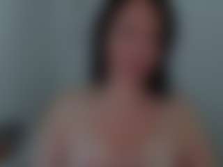 MiaSeductive's Live Sex Cam Show