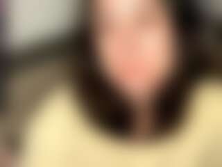 RaeannGoar's Live Sex Cam Show