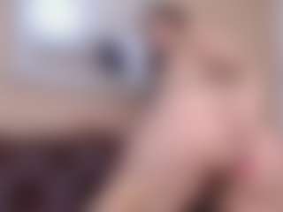 Roxy-Luxe-Tf's Live Sex Cam Show