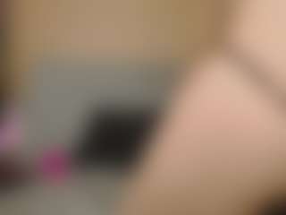 Live cam show with Roxy-Luxe-Tf - BBW on AdultVida.com