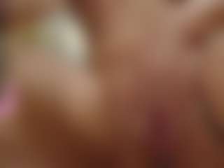 Roxy-Luxe-Tf's Live Sex Cam Show