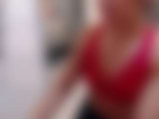 Live cam show with Sammyfit - Pm on Camsoda