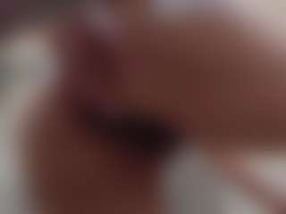 Live cam show with Sammyfit - Handjob on CamClone
