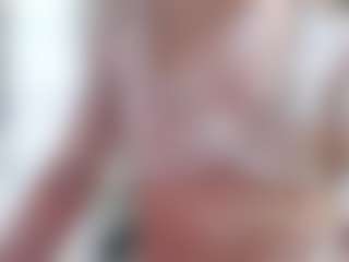 Live cam show with Sammyfit - Brown Hair on Dolls Live