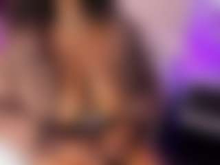Live cam show with Tayrasiny - Public Ebony on Camsoda