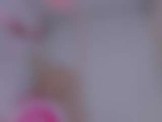 Live cam show with Brittany-williamsx - Smoking on livesuperchat.net