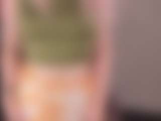 Live cam show with Elsa - Moaning on Hubzter Live