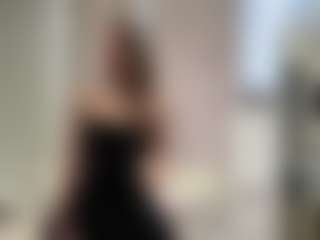 Live cam show with LonaLardin - Green Eyes on Camsoda Late Night
