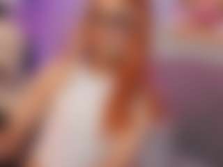 Spettacolo in cam dal vivo con Zafir-Evans - Drinking su Camsoda