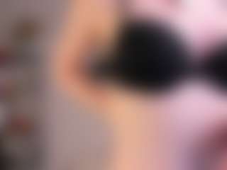 Live cam show with ChanteClingan - Striptease on madthumbs