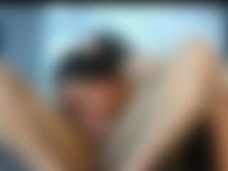 Live cam show with LunandCarlos - Dolphin on Uber Horny