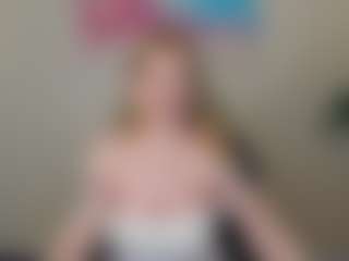 Live cam show with Margo - Blonde Hair College on Milfs Live