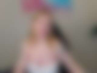 Live cam show with Margo - Spank Blonde Hair on Strip Flash - Live Sex Shows