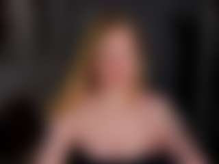Live cam show with Margo - Living Room on Milfs Live